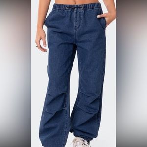 EDIKTED - OVERSIZED CARGO JEANS